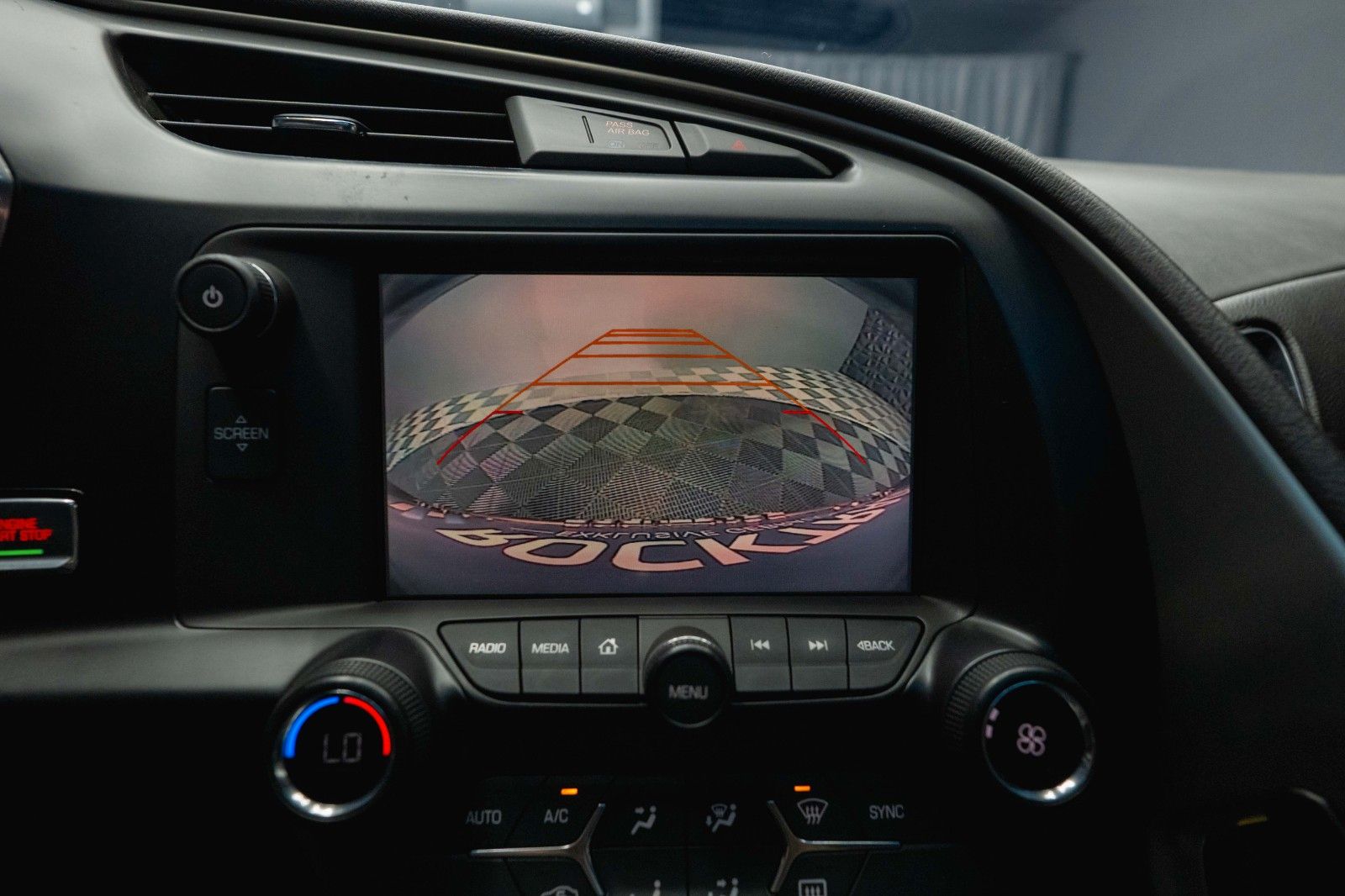 Fahrzeugabbildung Corvette C7 6.2 V8 Stingray Z06-Design Targa Performance