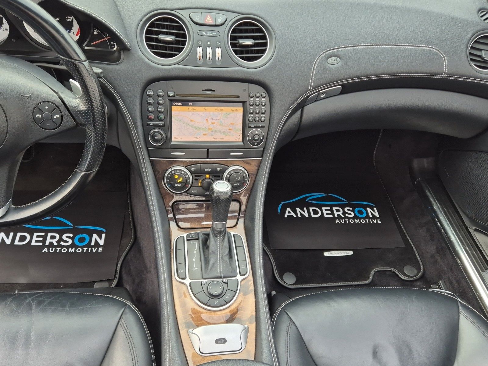 Fahrzeugabbildung Mercedes-Benz SLR SL 350 PIECHA CARBON PANO MEMORY H&K LED