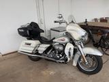 Harley-Davidson Street Glide Ultra - Harley-Davidson Street Glide Ultra