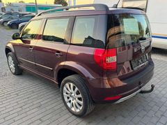 Fahrzeugabbildung Skoda Yeti Panorama AHK PDC NAVI