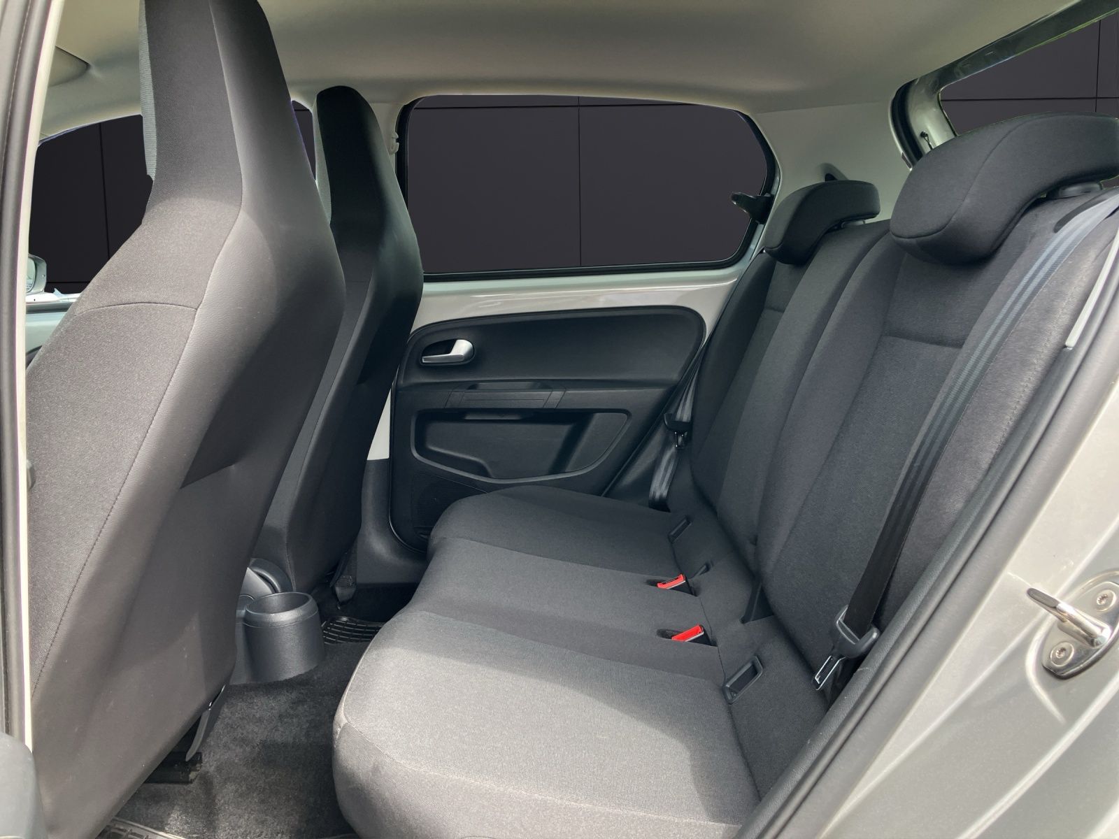 Fahrzeugabbildung Volkswagen e-up! Style Plus SHZ DAB+ Ambiente Klima