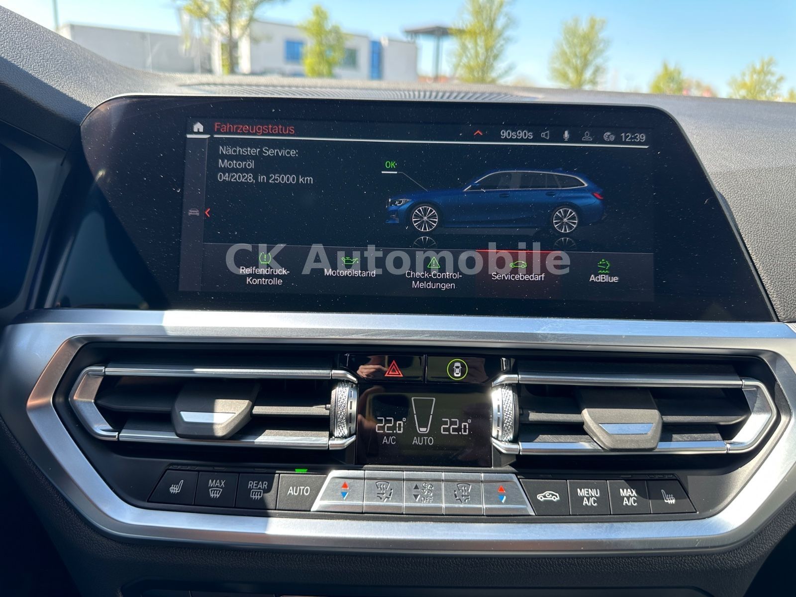 Fahrzeugabbildung BMW 318d Touring Sport-Line/Shadow-Line/Navi/Laser