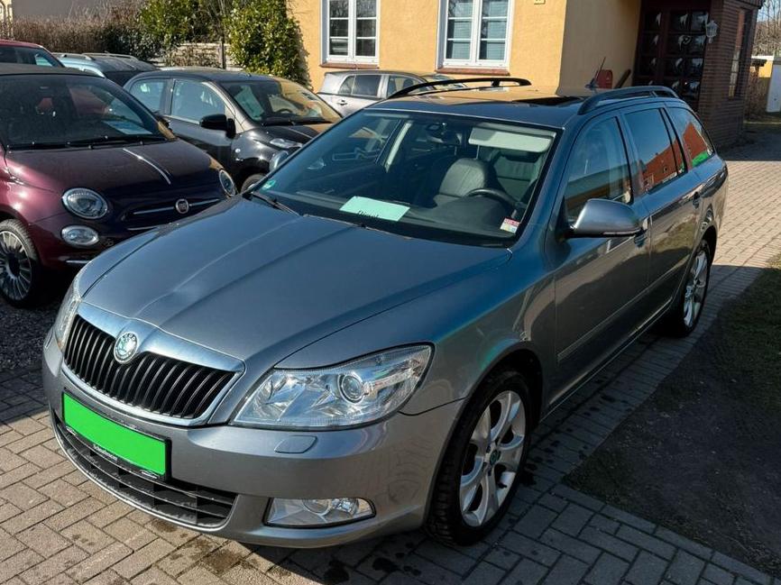Skoda Octavia Combi Elegance HU NEU 1.Hand  TDI 6GANG