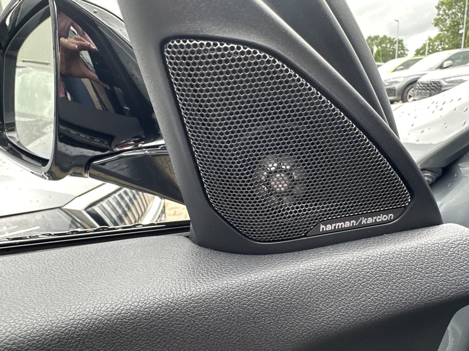 BMW 1 Series i M-Sport NAV+LED+AHK+V-COCKPIT+KEYLESS+19ZO, миниатюра 9