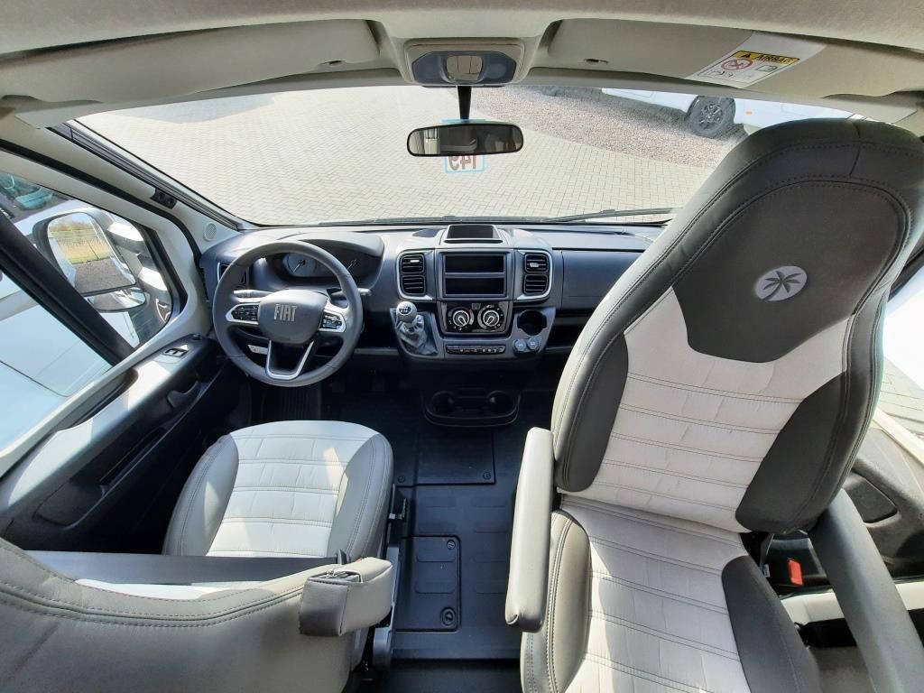 Fahrzeugabbildung Sunlight T 67S Adventure Edition Verfüg./Sparen Sie 2.673