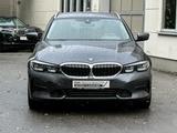 BMW 320e A NAVI LED PDC V+H DAB Tempomat Sitzheiz. - BMW 320 mit Hybrid-Antrieb: Kombi