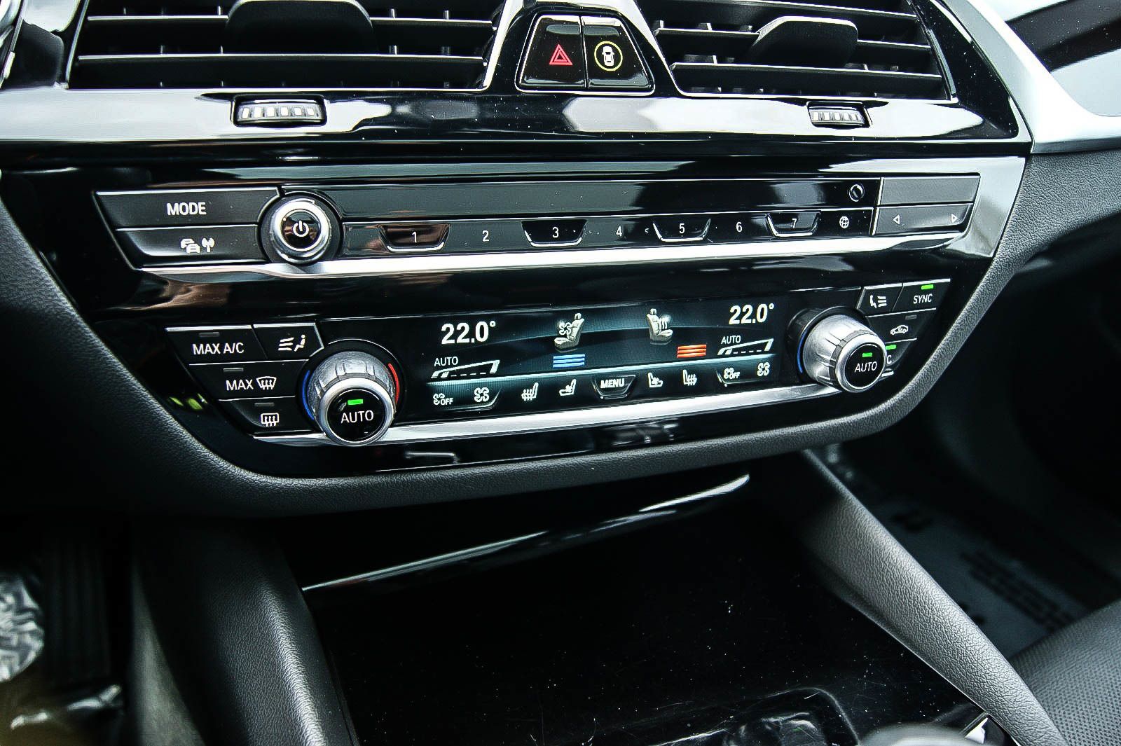 BMW 530 e Touring BANG&OLUFSEN PANORAMA HUD KAMERA foto 13
