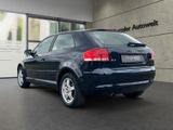 Audi A3 1.6 FSI Attraction *KLIMAAUT*SHZ*ALLWET.*TÜV* - Audi A3 aus 2006