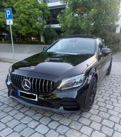 MERCEDES-BENZ Mercedes-Benz C400 Coupé 4MATIC AMG Pano/Digital