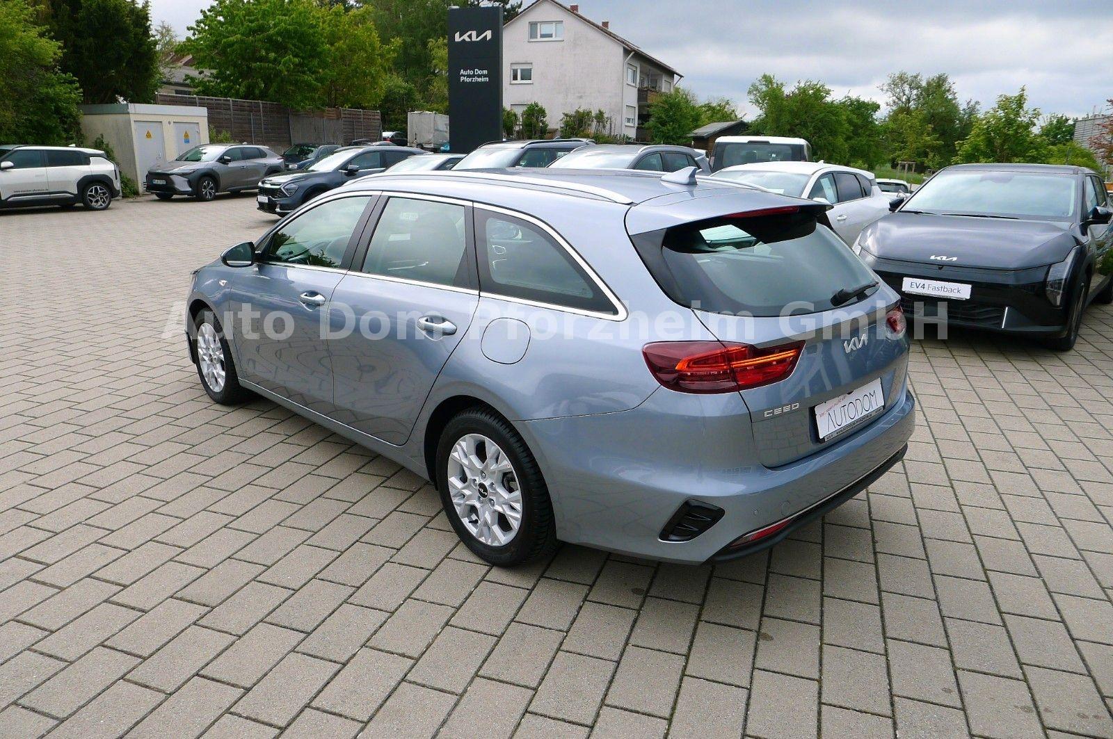 Kia Ceed SW 1.5T DCT Vision / Komfort+
