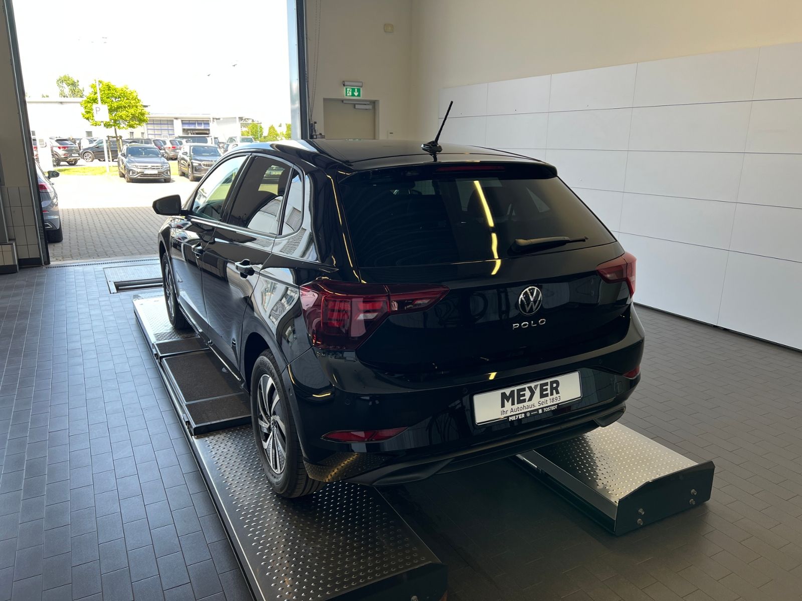 Fahrzeugabbildung Volkswagen Polo Life 1.0 TSI DSG *LED, ACC, Ready2Discover,