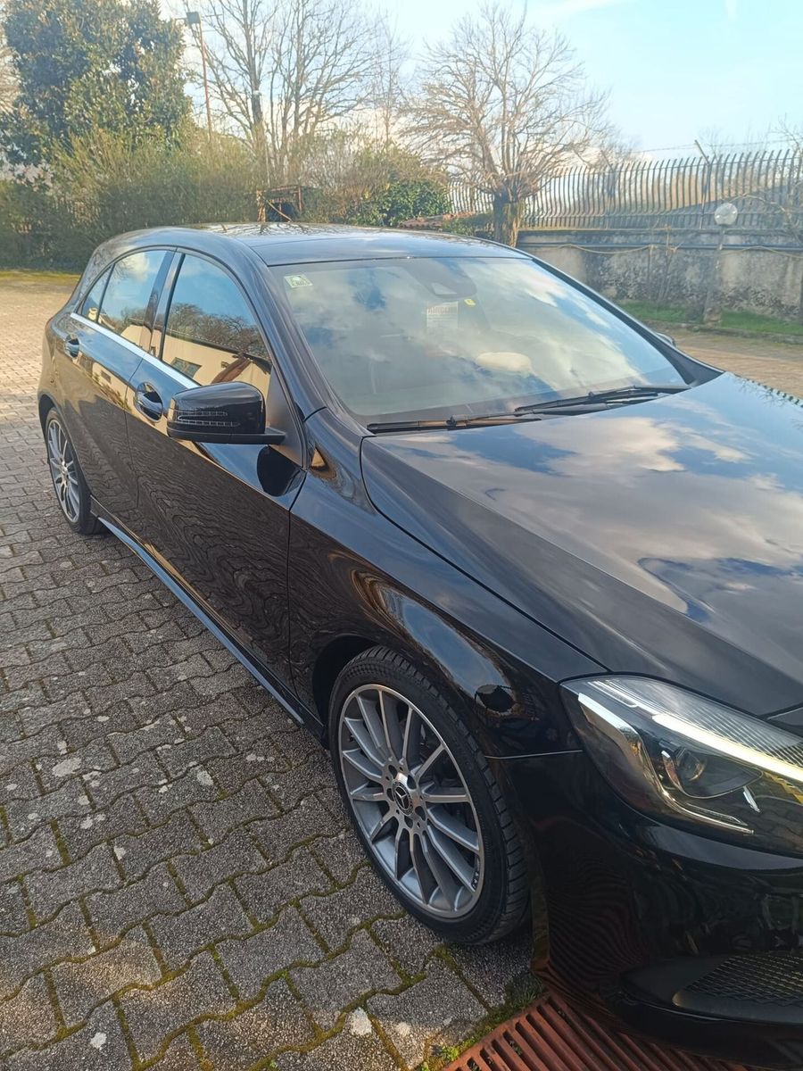 MERCEDES-BENZ Mercedes-benz A 200 180 d Sport