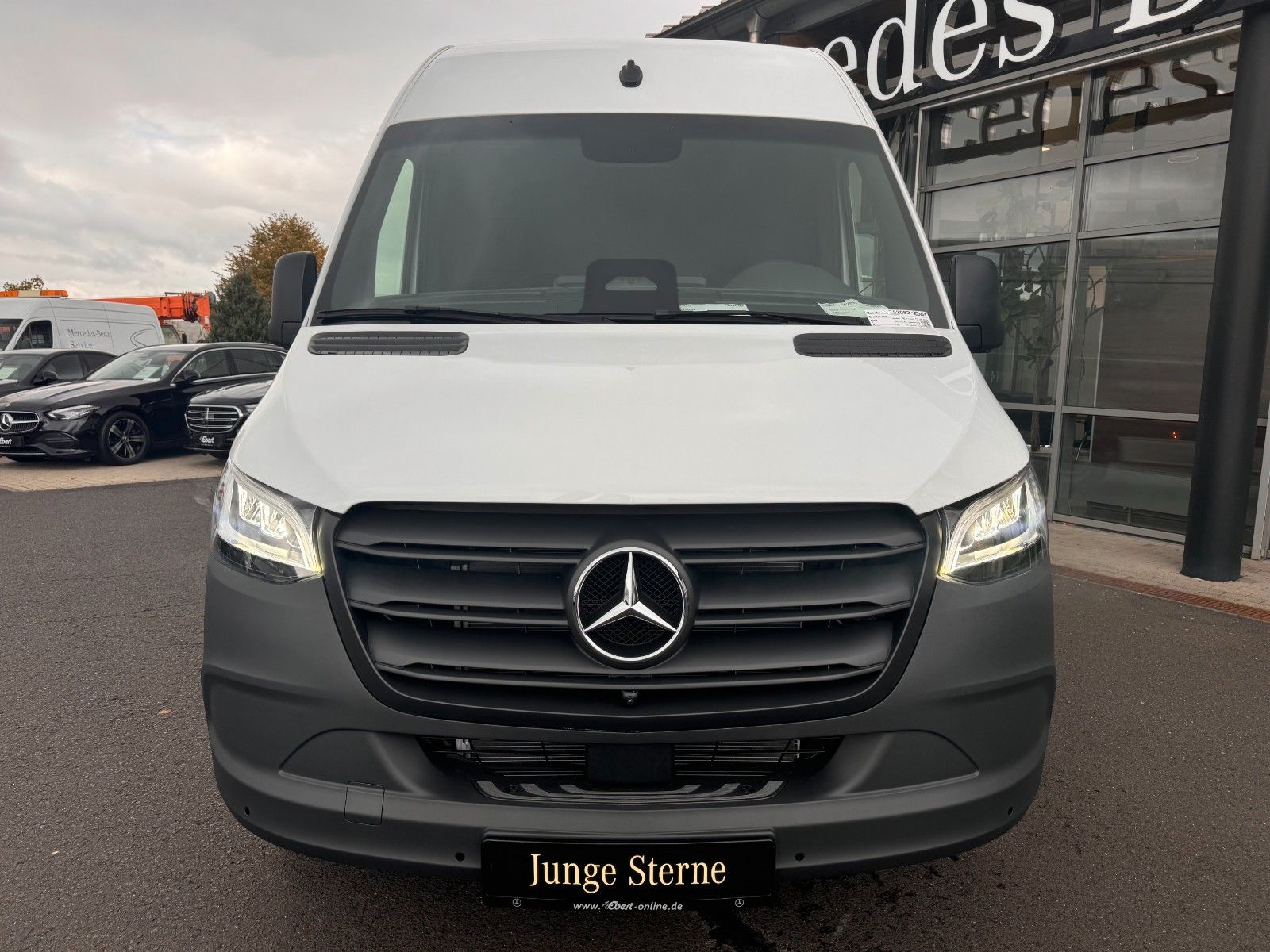 Fahrzeugabbildung Mercedes-Benz Sprinter 319 CDI Extralang DISTRONIC Kamera LED