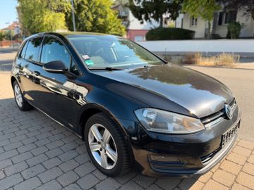 Volkswagen Golf - 3