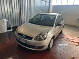 Ford Fiesta 1.2 16V 5p. Ghia - Ford Fiesta aus 2006: Ghia