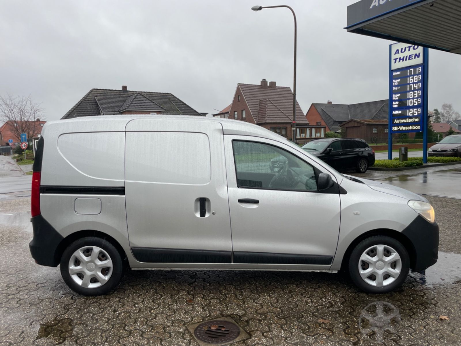 Fahrzeugabbildung Dacia Dokker Express 1.5 dCi 75 eco Ambiance Bluetooth