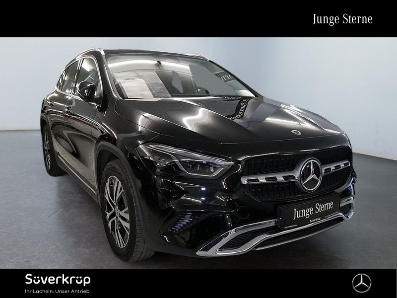 Mercedes-Benz GLA 220