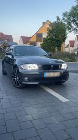 BMW E87 118i - BMW 118 aus 2006: 118i