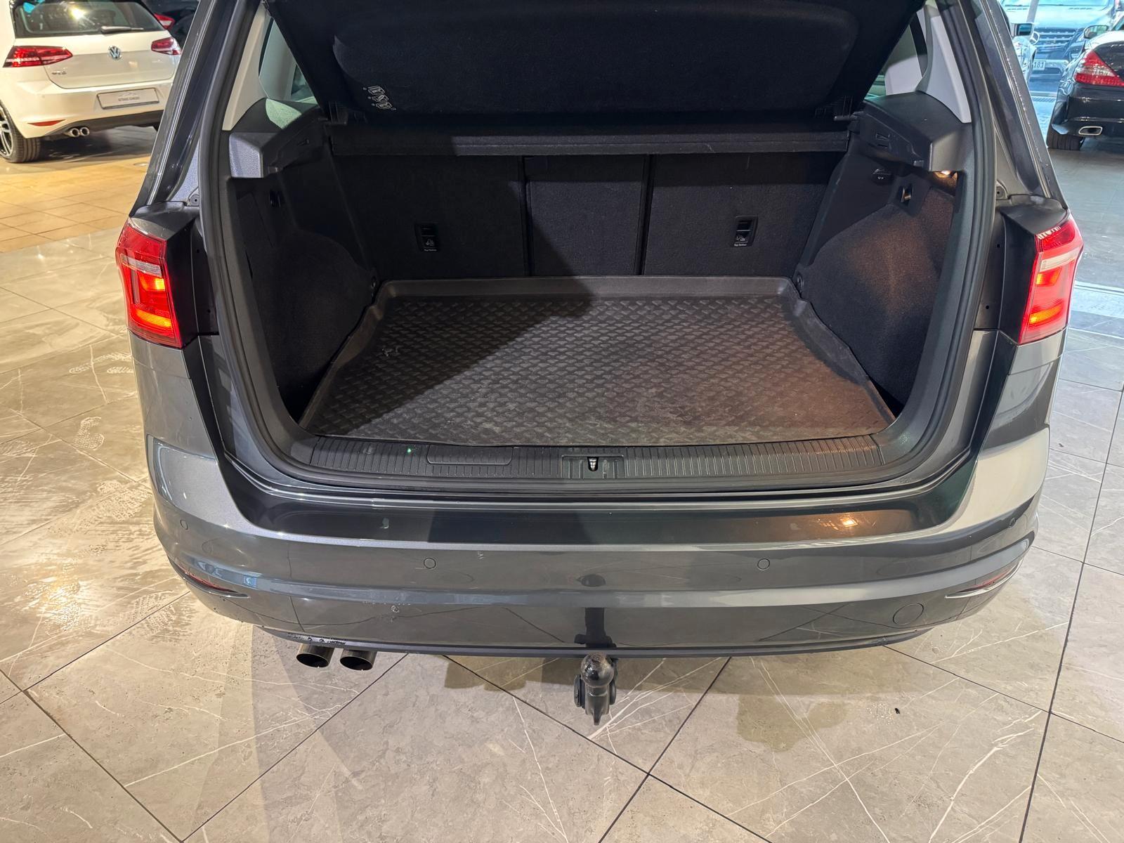 Volkswagen Golf Sportsvan VII Sound BMT*Navi*AHK