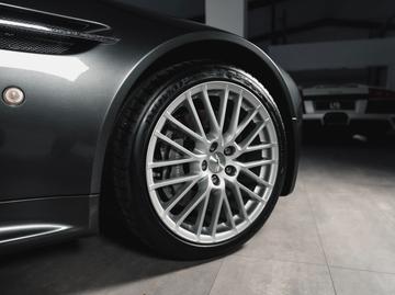 2010 Aston Martin V8 VANTAGE 缩略图 20