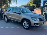 Volkswagen Tiguan 2.0TDI 4Motion*Aut*Webasto*Temp*AHK