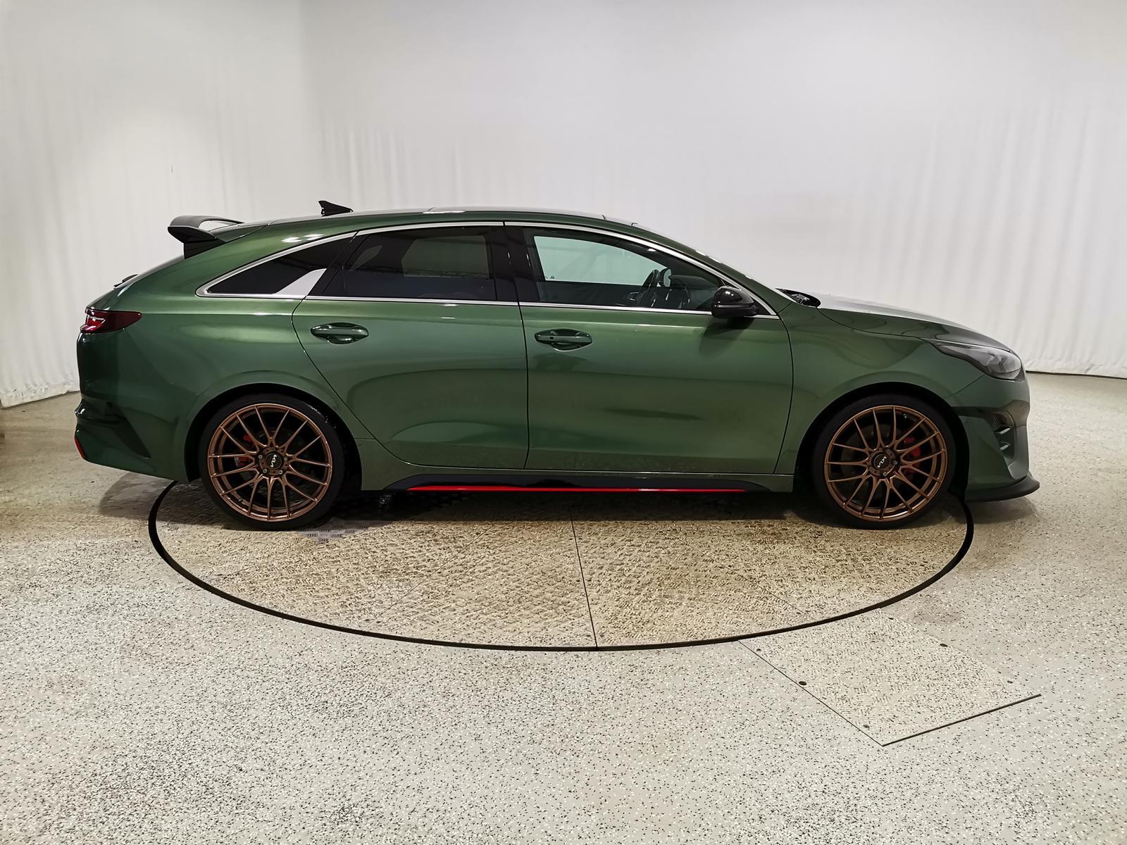 Kia ProCee'd 1.6T-GDi DCT GT 19Z.|virt.Cock.|Pano|LE