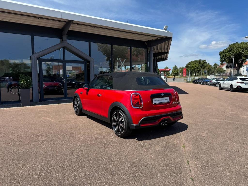 MINI Cooper S Cabrio Classic Trim 18'' Navi LED SHZ P