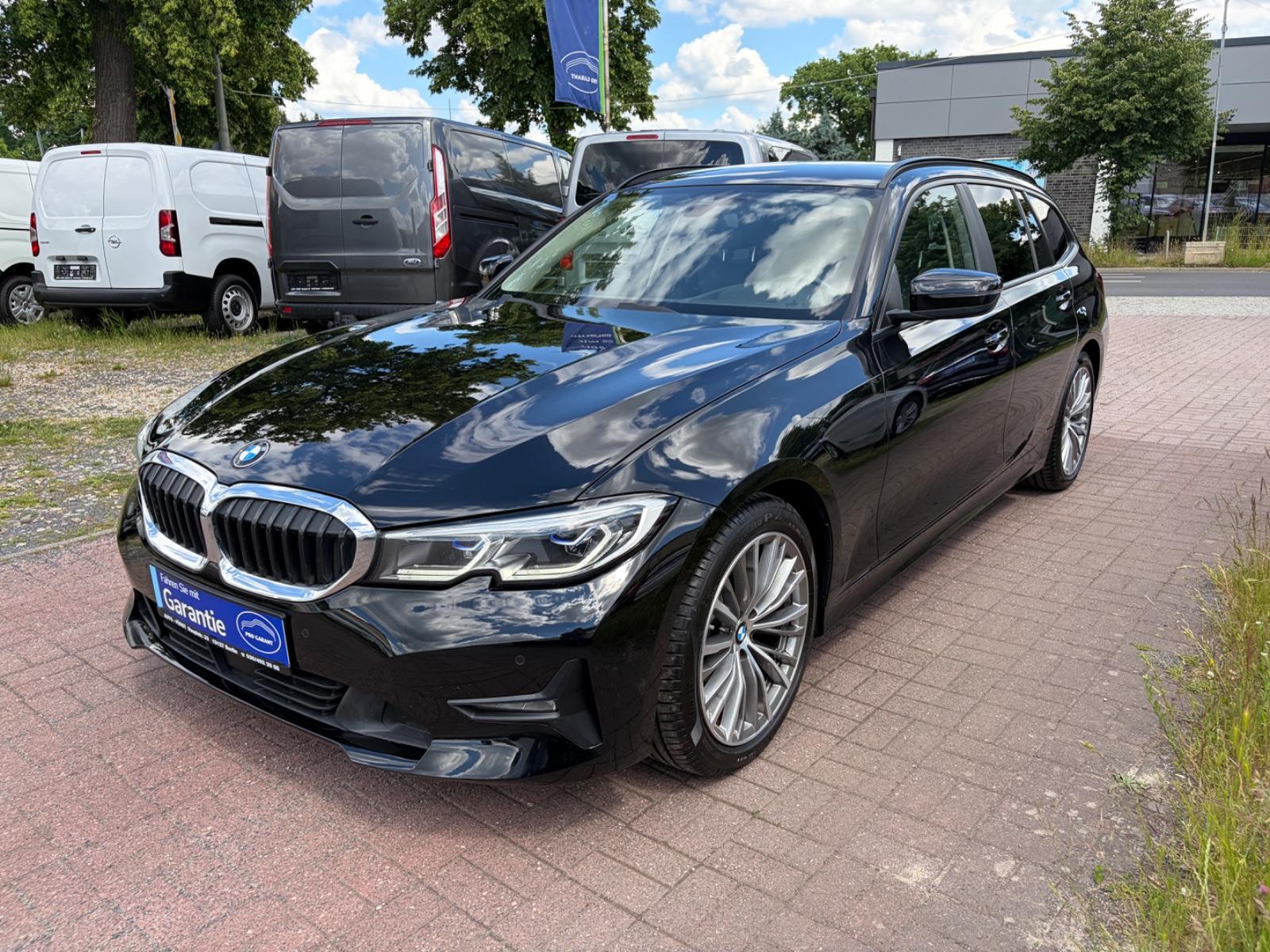 BMW 320 TOUR.ADVANTAGE+AUTOM+LEDER+HEAD-UP+NAVI+++