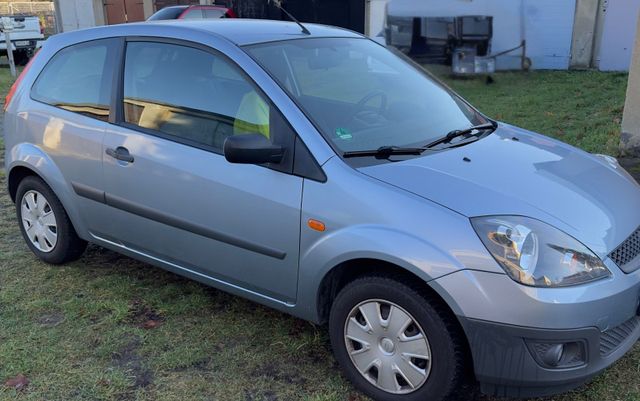 Ford Fiesta 1.3 BJ 2006 TÜV/Service Neu