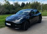 Tesla Model Y Long Range Dual Motor AWD Long Range - Tesla Gebrauchtwagen in Stuttgart