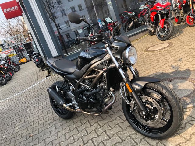 Suzuki SV650 ABS  /  1.Hand, wenig Kilometer!