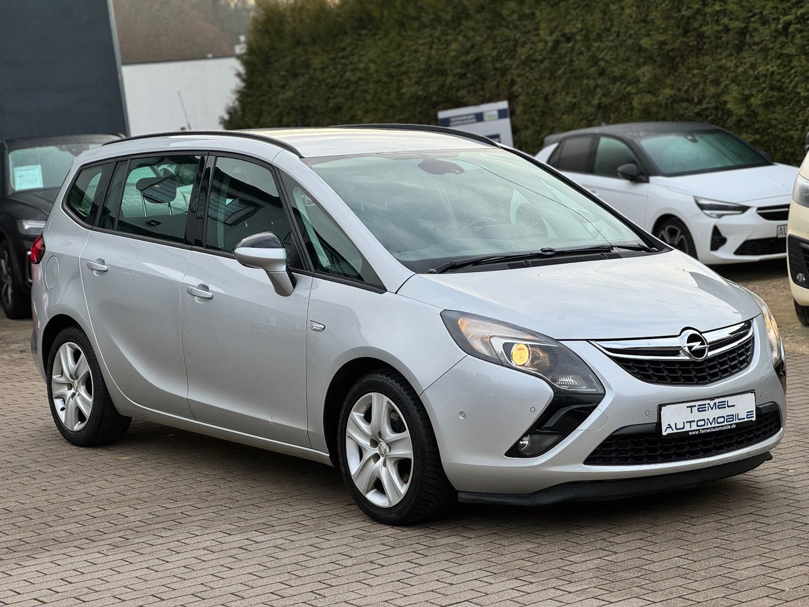 OPEL Zafira Tourer, 2011, Benzin, 140 PS