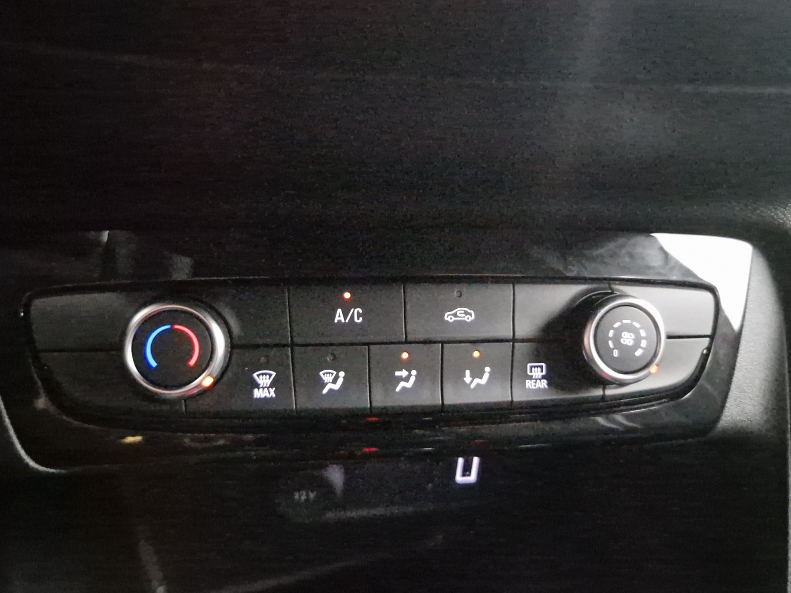 OPEL Corsa  1.2 Turbo HEV GS LED CarPlay – Bild 18