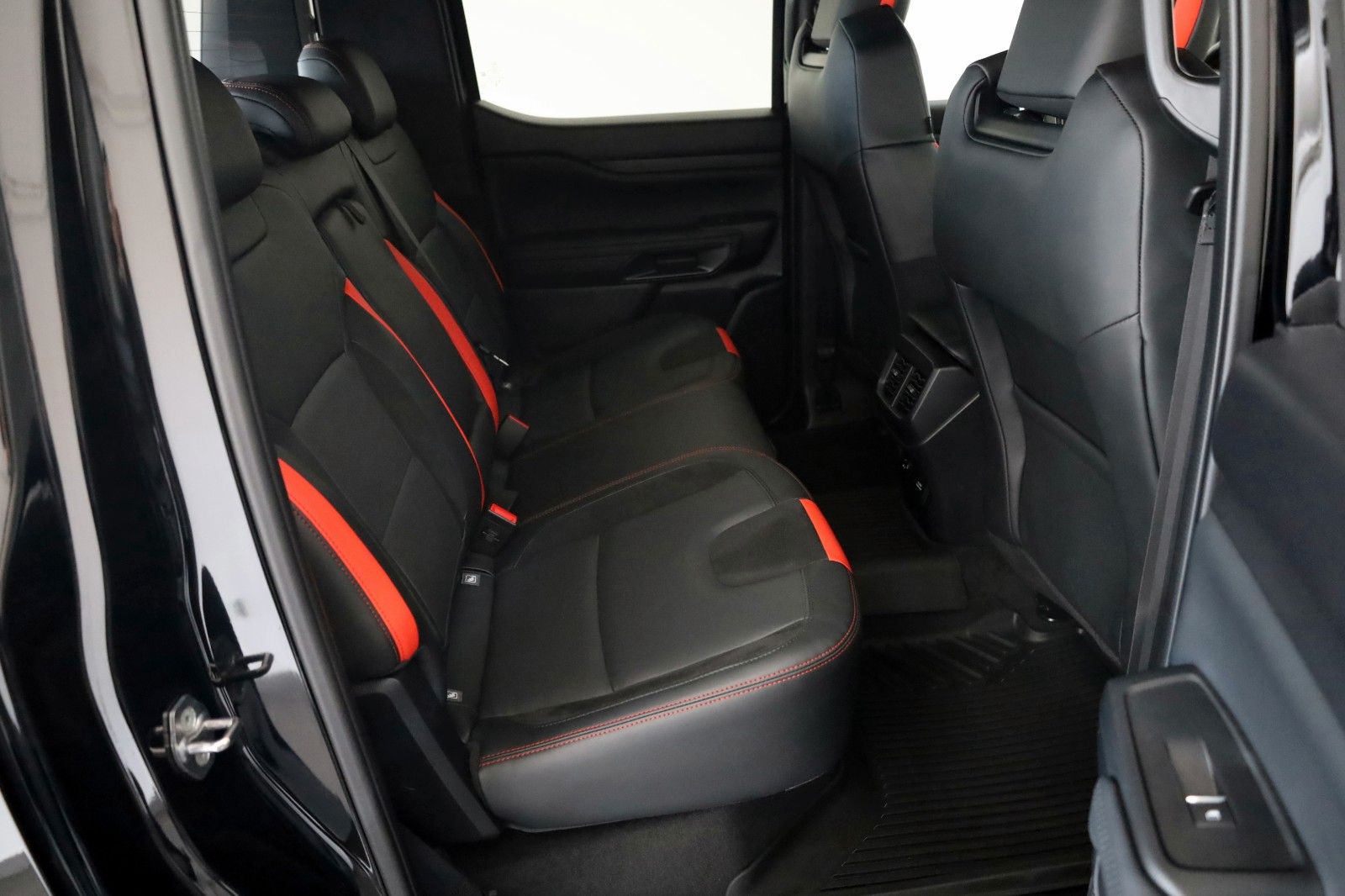 Fahrzeugabbildung Ford Ranger Raptor e-4WD,Raptor-Pak,Techn73,AHK,Rollo