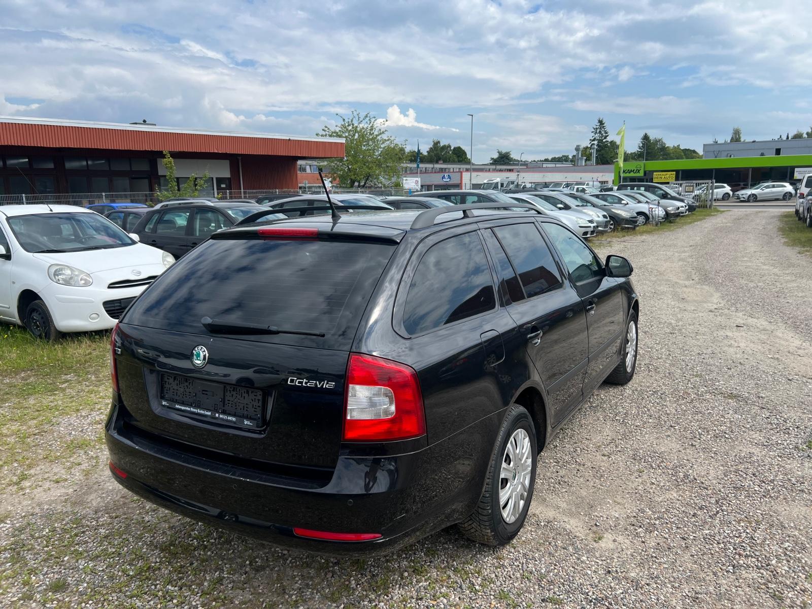 Skoda Octavia 2012 — photo 8