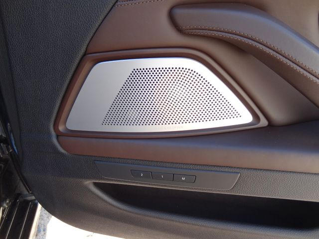Fahrzeugabbildung BMW 535i xDrive/M-Paket/1.Hd/HUD/GSD/Soft/StH/