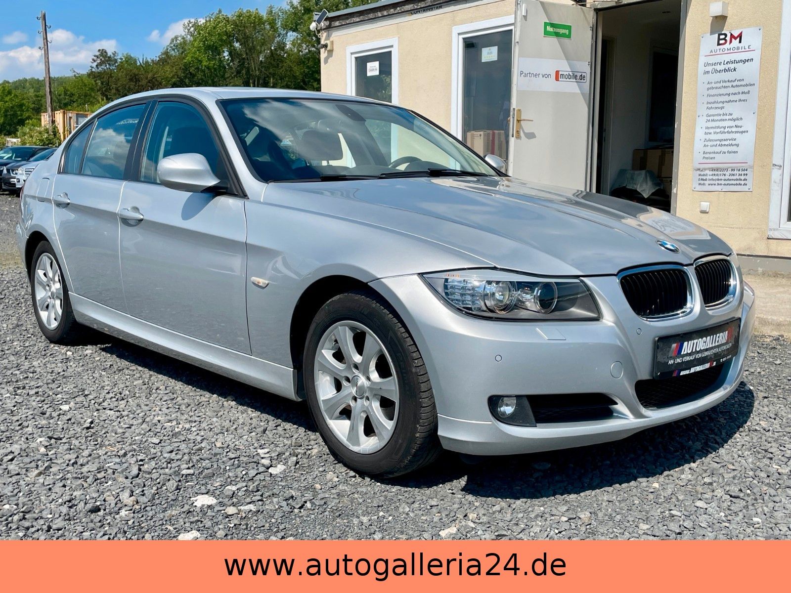 Fahrzeugabbildung BMW 320d Limo Navi Xenon Schiebedach PDC HiFi SPORTL