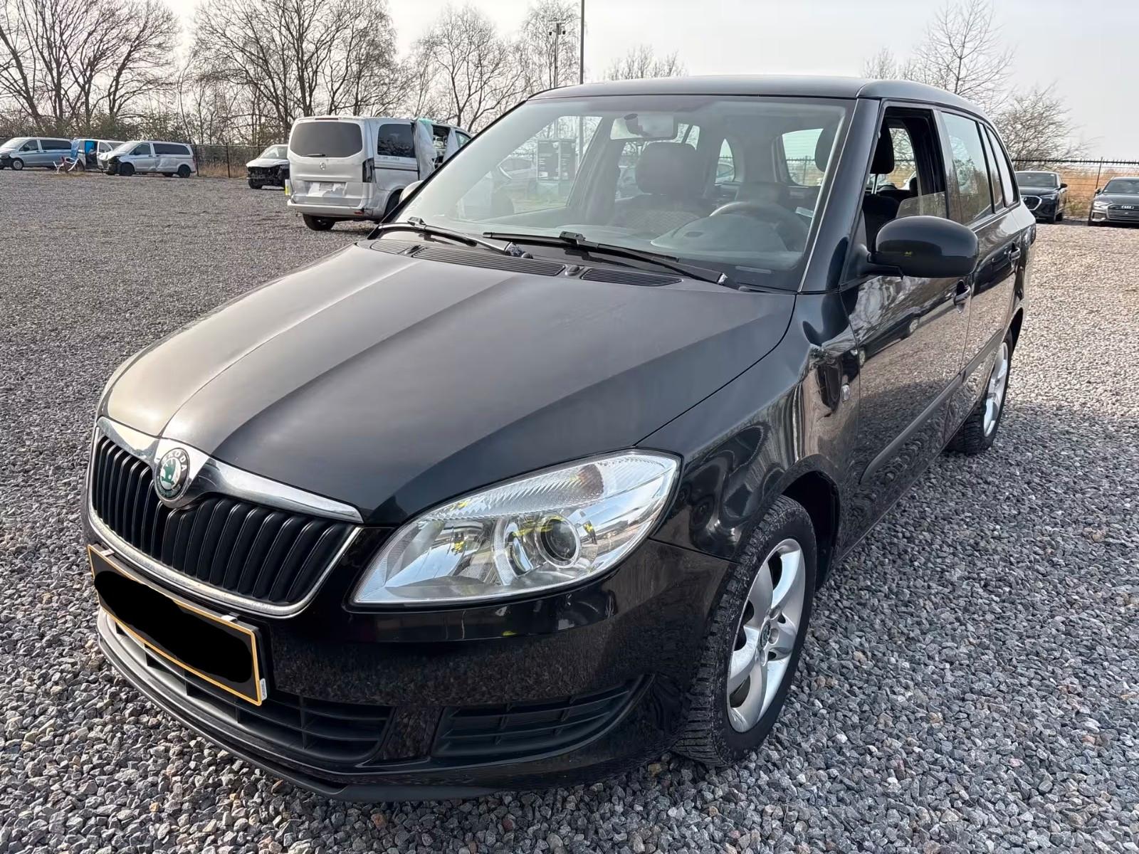 Skoda Fabia Combi Style Edition 1,2*Temp*PDC*Klima*TÜV