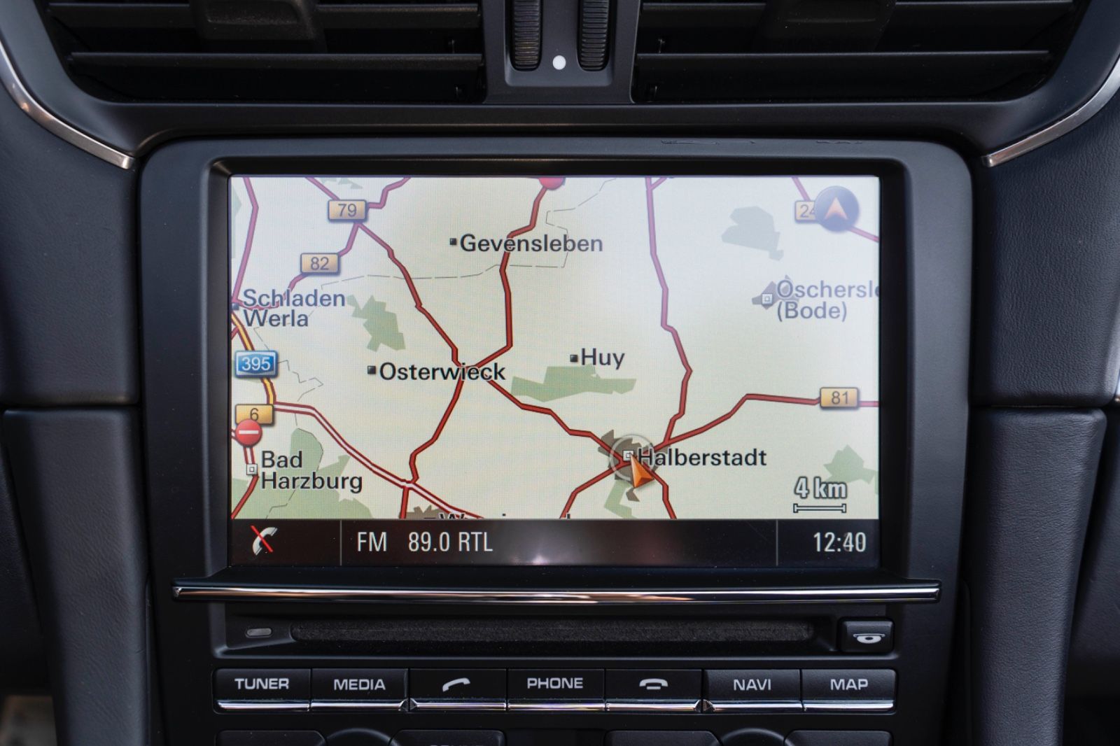 Fahrzeugabbildung Porsche 911 Carrera S Cabrio BOSE SPORT-CHRONO PASM NAV