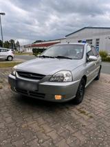 Kia Rio ls 1.5 - Kia Rio mit Benzin-Antrieb: Kombi
