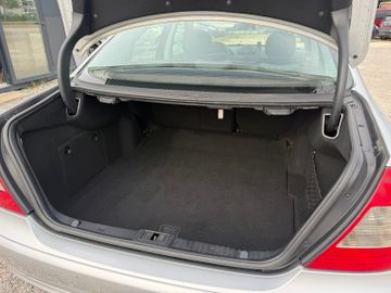 Mercedes E 220 - 10