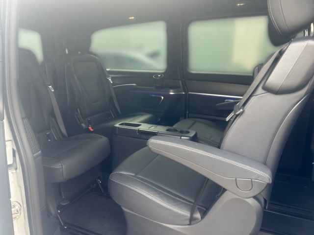 Fahrzeugabbildung Mercedes-Benz V 300 Klasse d AMG Line EDITION lang EU6d AHK-ab