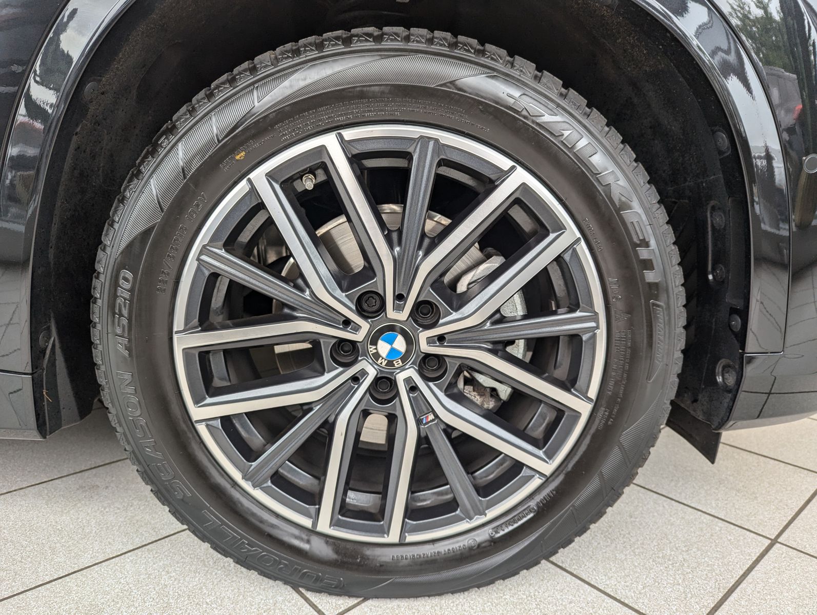 BMW X1 18 i M-Sport Pano Travel-Premium-Paket AHK - Image 10