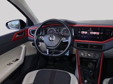 Volkswagen Polo VI ''beats'' 1.0 TSI 6-Gang Soundsystem