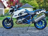 BMW HP2 Megamoto - Das Limitierte Monster - BMW MEGAMOTO