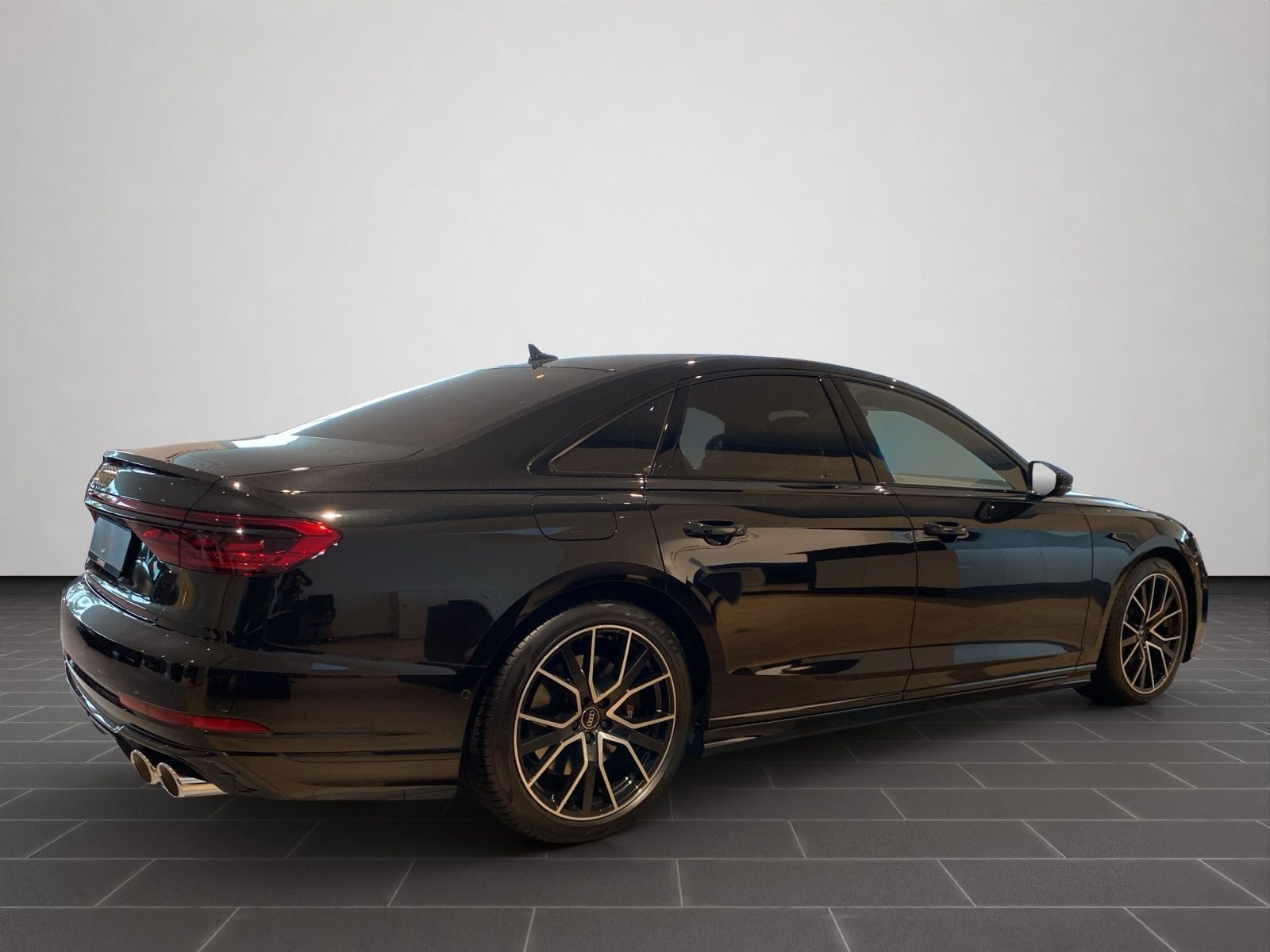 Audi S8 - Bild 4
