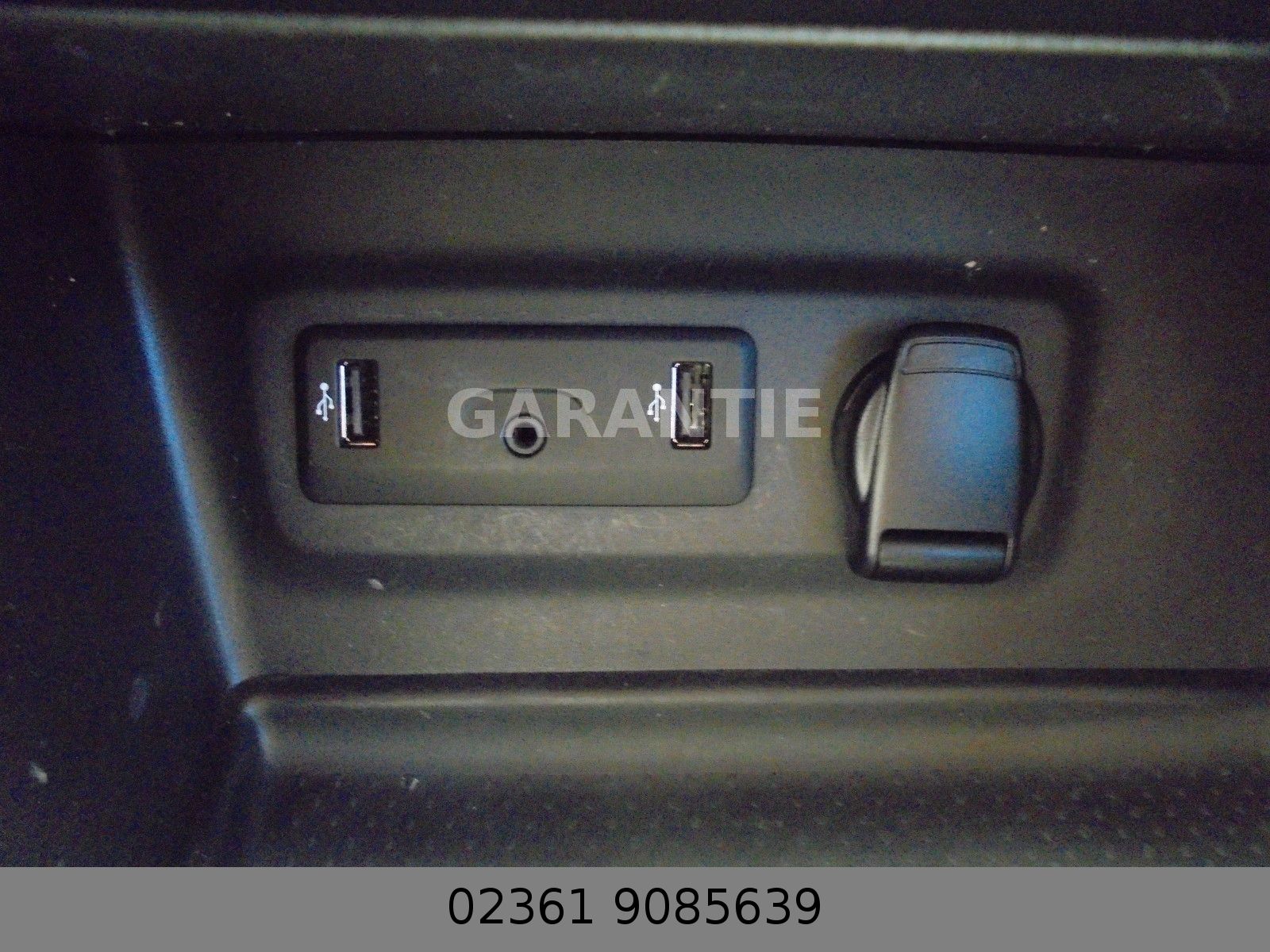 Fahrzeugabbildung Renault Megane IV Limited  Klima/Shz/Navi/Kamara/