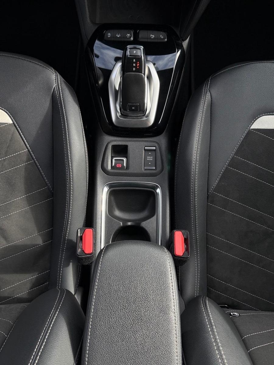 Opel Corsa F 1.2 130PS Ultimate Automatik*LUX*ACC