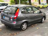 Nissan Almera Tino - gebrauchte Nissan Almera Tino aus dem Jahr 2004