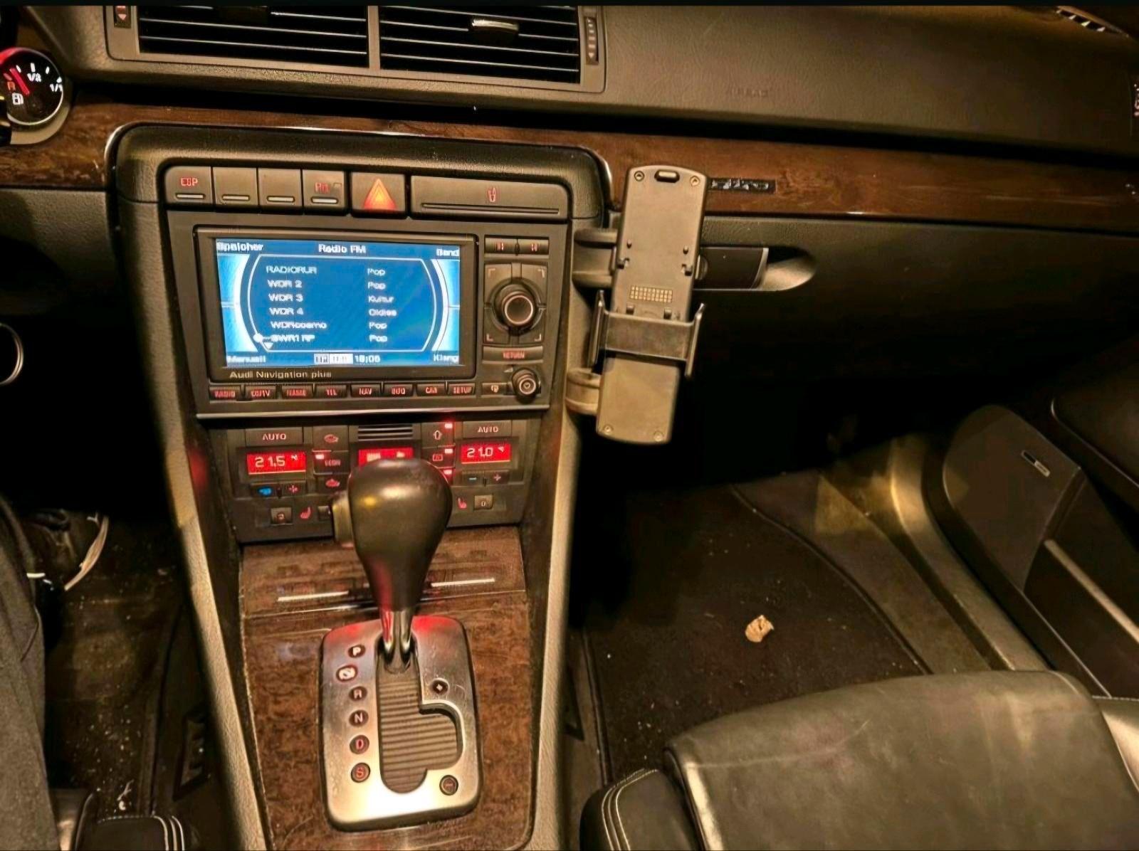Audi Quattro 2007 — photo 10